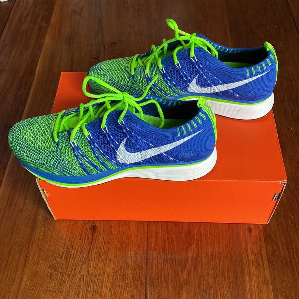 Nike Flyknit Trainer+ Unisex Running Shoe - 4.5Y - Women's 6